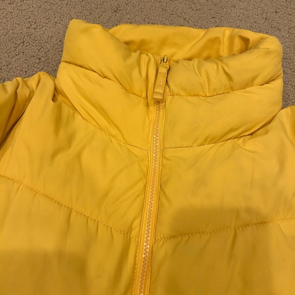 ABERCROMBIE & FITCH yellow puffer jacket - Picture 6 of 10